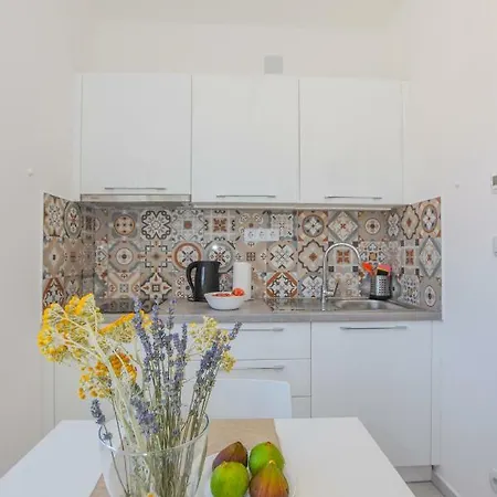 Apartment Magena - Modern In Pag Center Pag Town