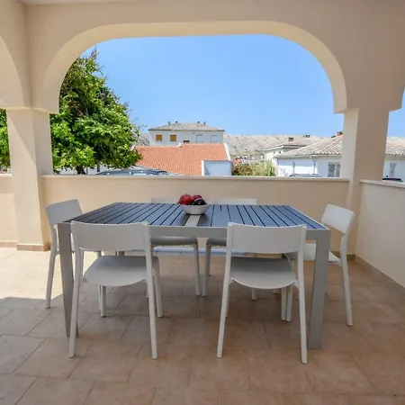 Apartment Magena - Modern In Pag Center