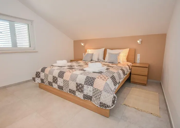 Apartmán Magena - Modern In Pag Center