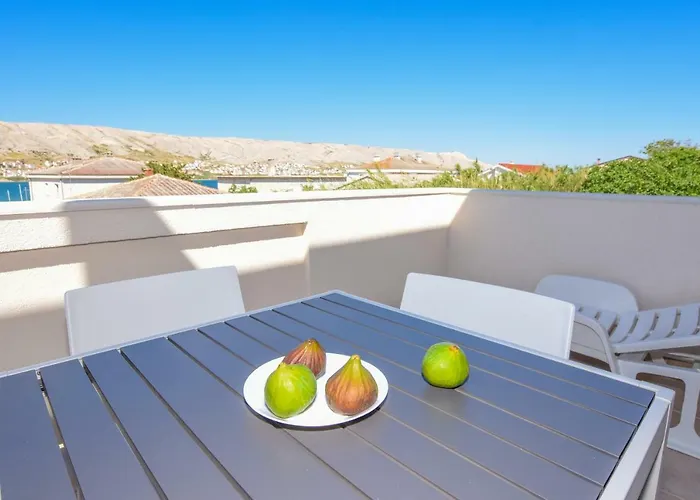 Apartmán Magena - Modern In Pag Center *