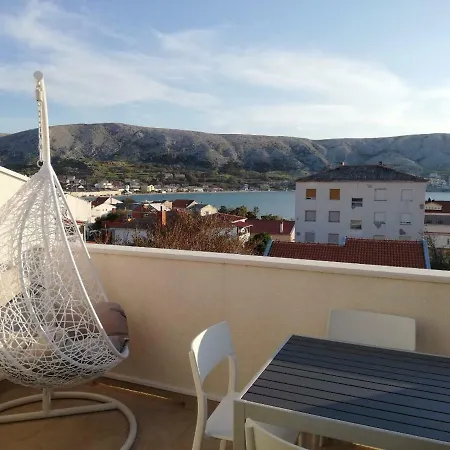 Magena - Modern In Pag Center Apartment *