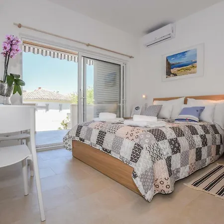 Magena - Luxury In Pag Center Apartment *