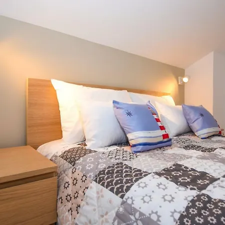 Magena - Luxury In Pag Center Apartment *