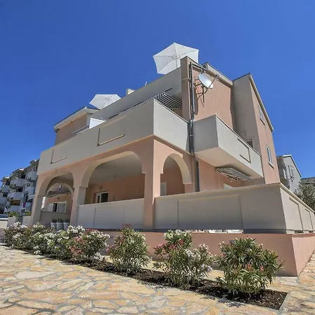 Magena - Luxury In Pag Center Apartment *