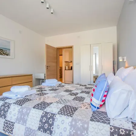 Magena - Luxury In Pag Center *