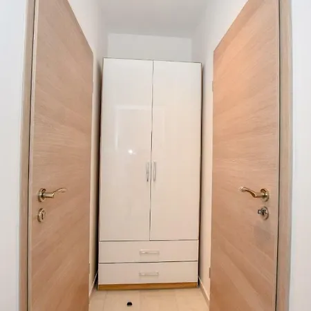 Magena - Modern In Pag Center Apartament Pag Town