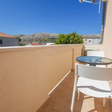 Magena - Modern In Pag Center Pag Town