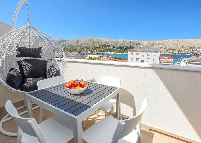 Magena - Modern In Pag Center Pag Town